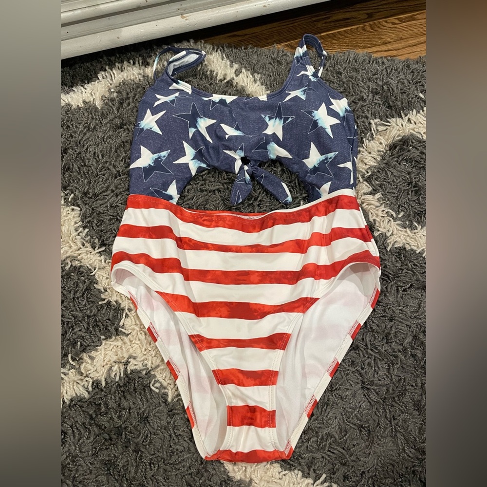 Bathing suit